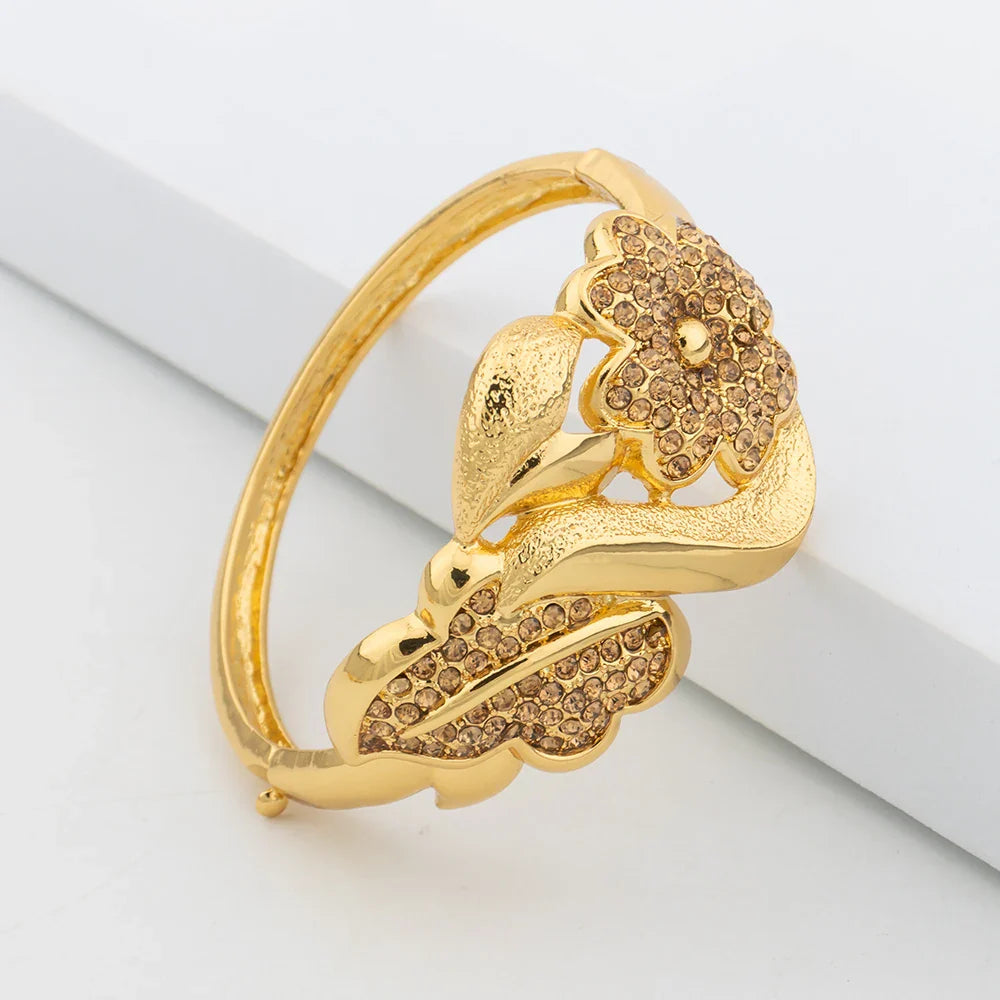 Yueming Luxury Bridal Jewelry Distinctive Set