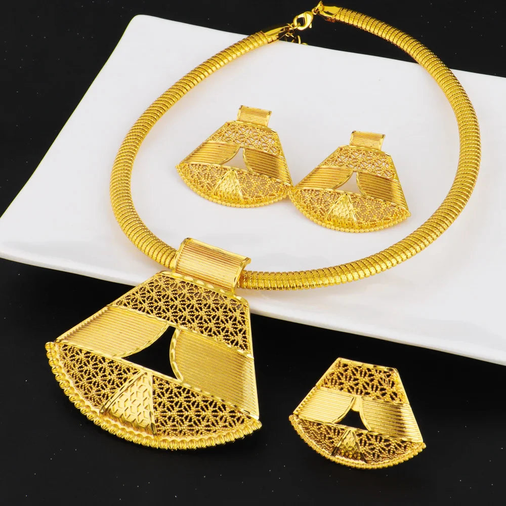 Dubai Luxury Gold Color Shining Necklace Earrings Ring Set for Women Noble Fashion Design Jewelry Gift for Party Nigeria Bride