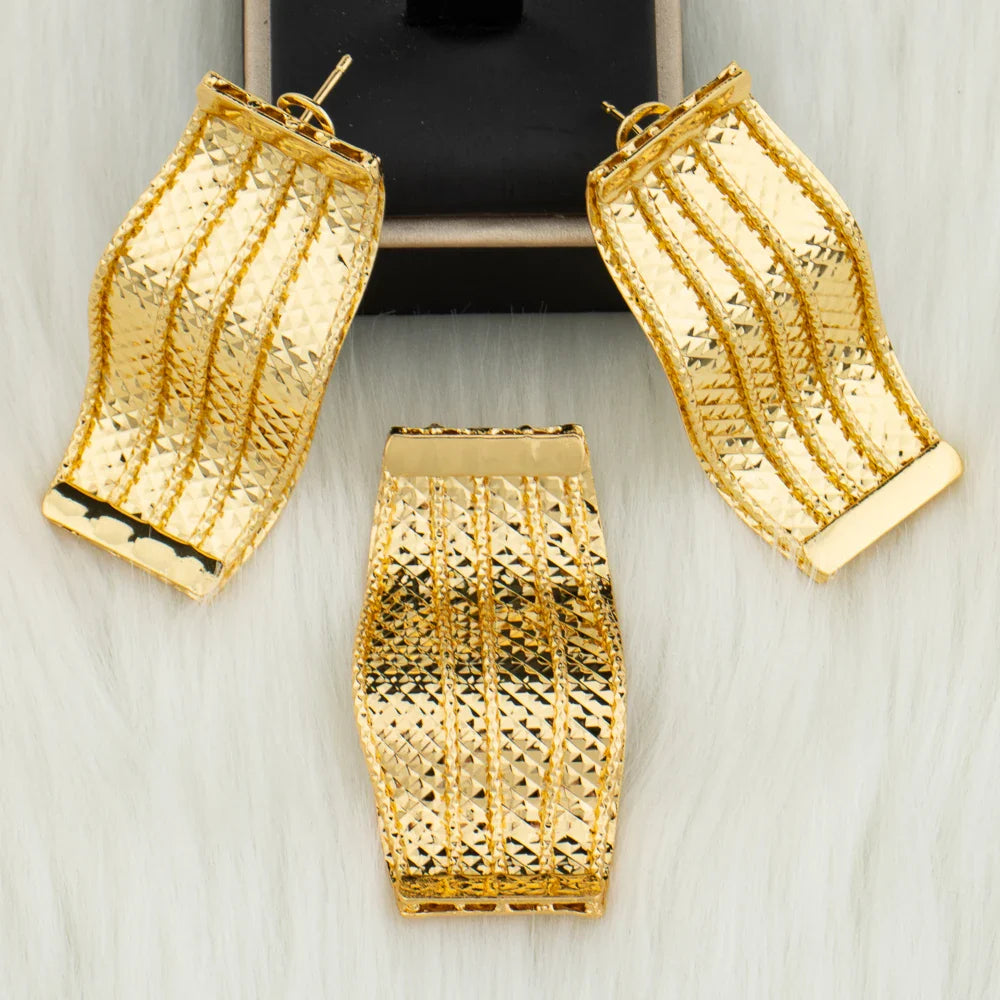 Yueming Fashion Wedding Jewelry Ornate Set
