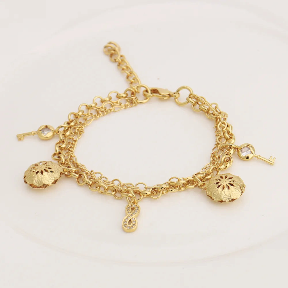 Italy Exquisite Bracelet Dubai Gold Color Hollow Out Flower Pendant Temperament Jewelry Party Wedding Clothing Accessories