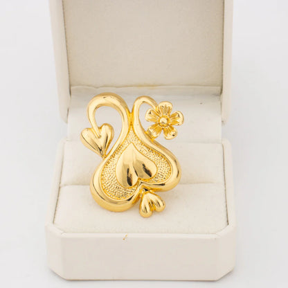 2025 Gold Color New Fashion Rings For Women Charming Love And Butterfly Jewelry Accessories For Wedding Banquet Party