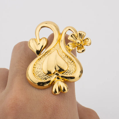 2025 Gold Color New Fashion Rings For Women Charming Love And Butterfly Jewelry Accessories For Wedding Banquet Party