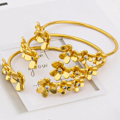 2025 Romantic Gold Color Floral Jewelry Set for Women 3Pc Earrings Bracelet Ring Mother's Day Women's Day Gift Party Accessories