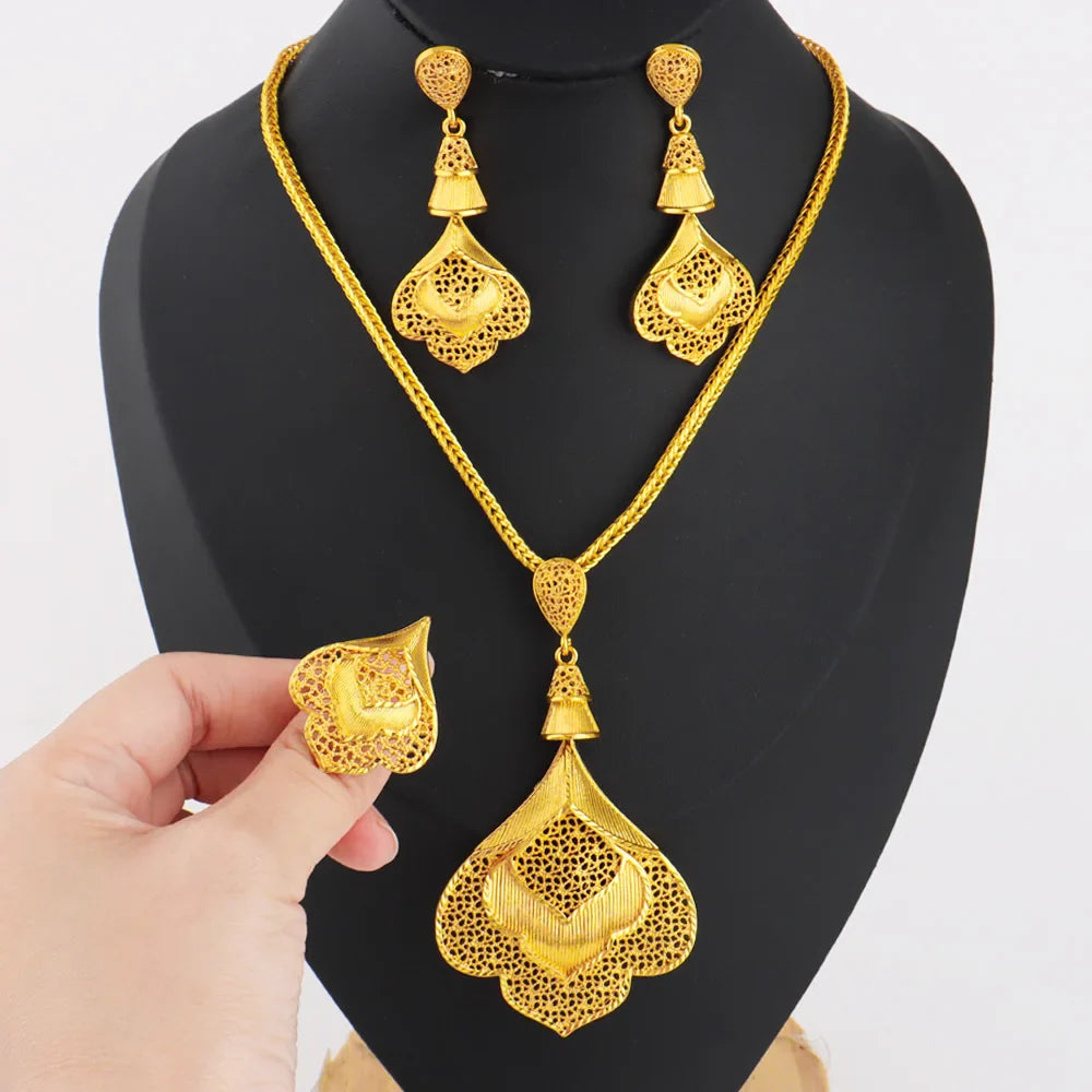 Luxury Shining Gold Plated Necklace Earrings Ring Women Jewelry Set Flower Hollow Shape Jewelries Gift for Party Wedding