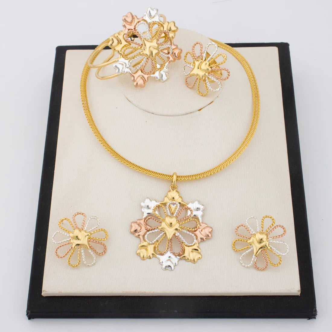Gold Color Flower Shape Pendant Necklace Ring Necklace Bangle Set for Women 2025 African Trendy Beaded Jewelry Accessories Gift